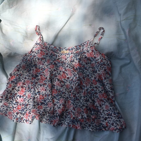 //HOLLISTER// Summer Print Crop Top - Picture 2 of 3